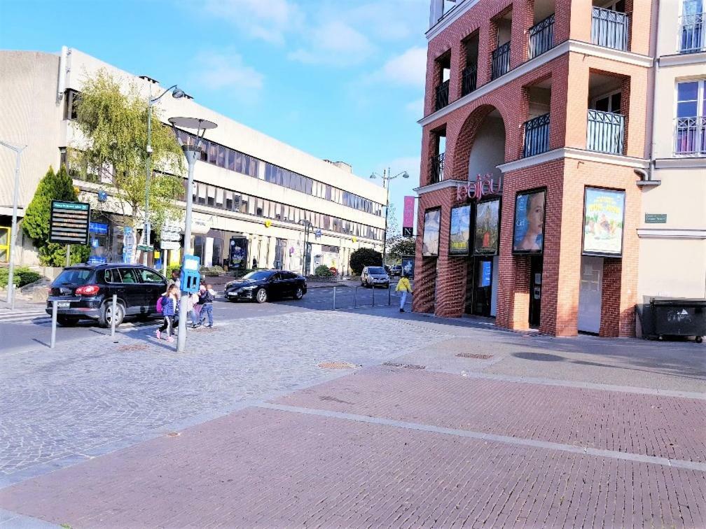 Apartament Chambre Privee Entre Paris Et Disneyland Noisy-le-Grand Zewnętrze zdjęcie